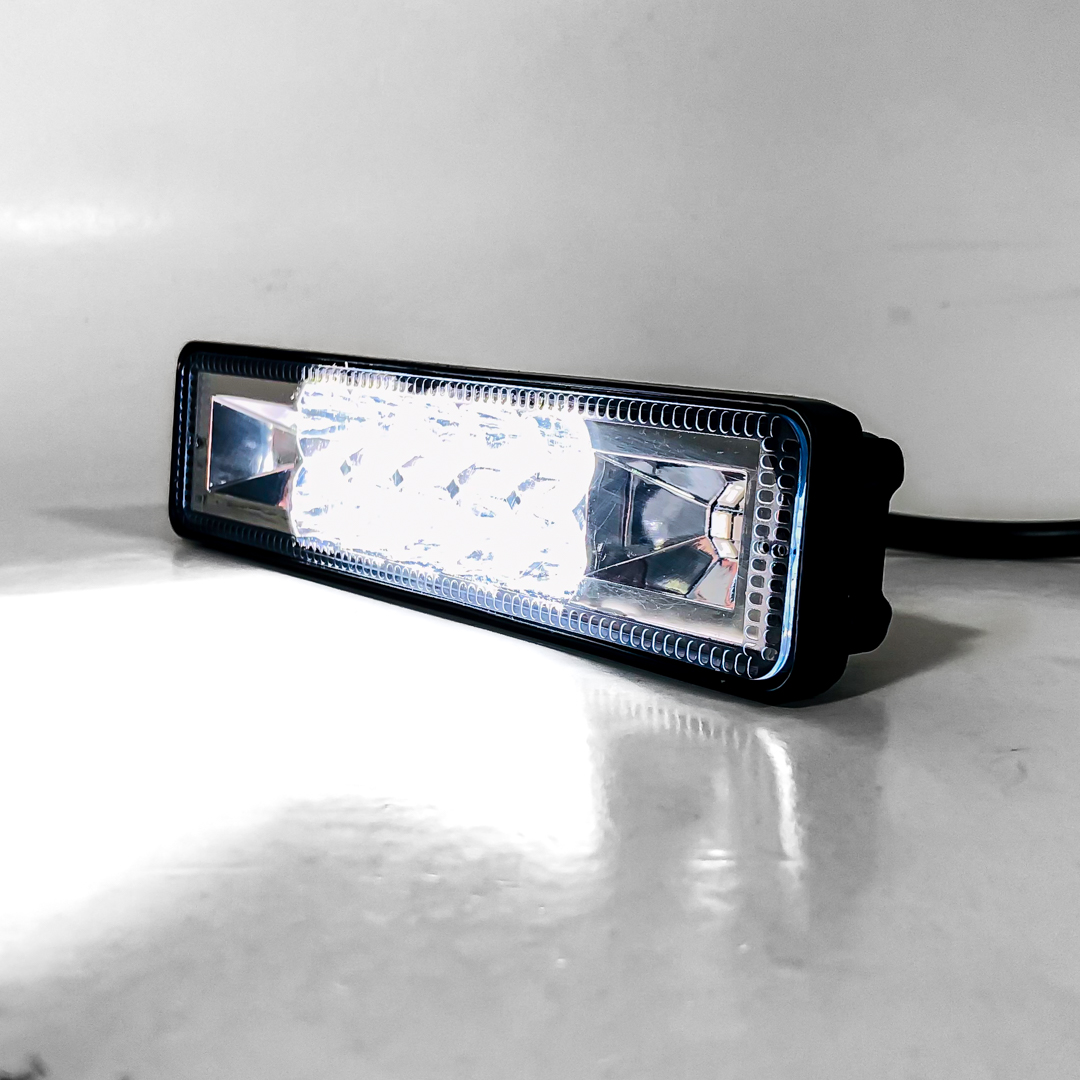 OFF ROAD FARO DE LED FARO DE LED RECTANGULAR - MICRO CHIP 18 LED BLANCO Y FUNCIONES AZUL/ROJO 15.5X4.3X4.1CM - 5