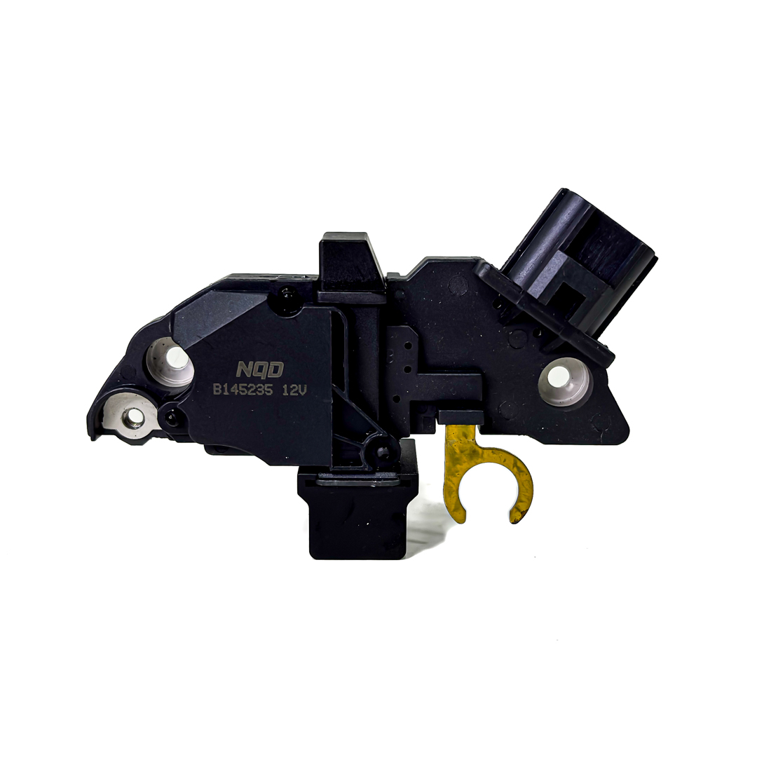 REGULADOR DE VOLTAJE TIPO BOSCH FORD COURIER, KA, FIESTA, ECOSPORT
12 V VRB-145235 RNB145235 U145235 17639 B145235