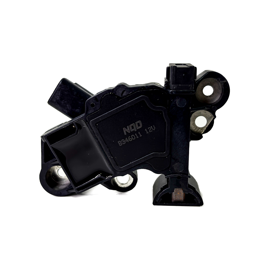 REGULADOR DE VOLTAJE TIPO BOSCH CITROEN C5, C6; PEUGEOT 407 HDI, 607 HDI; RENAULT CLIO III, MEGANE III 12 V RNB346340 U346011