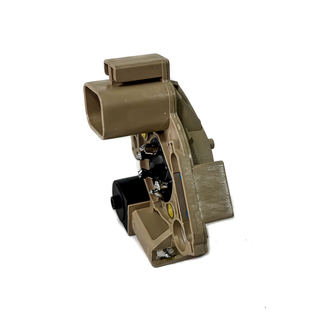 REGULADOR DE VOLTAJE TIPO VALEO HYUNDAI ACCENT, COUPE FX, ELANTRA, GETZ, MATRIX, TUCSON
KIA CARENS, CERATO, RIO 12V VRV-455023 RNV455023 U455023 - 3