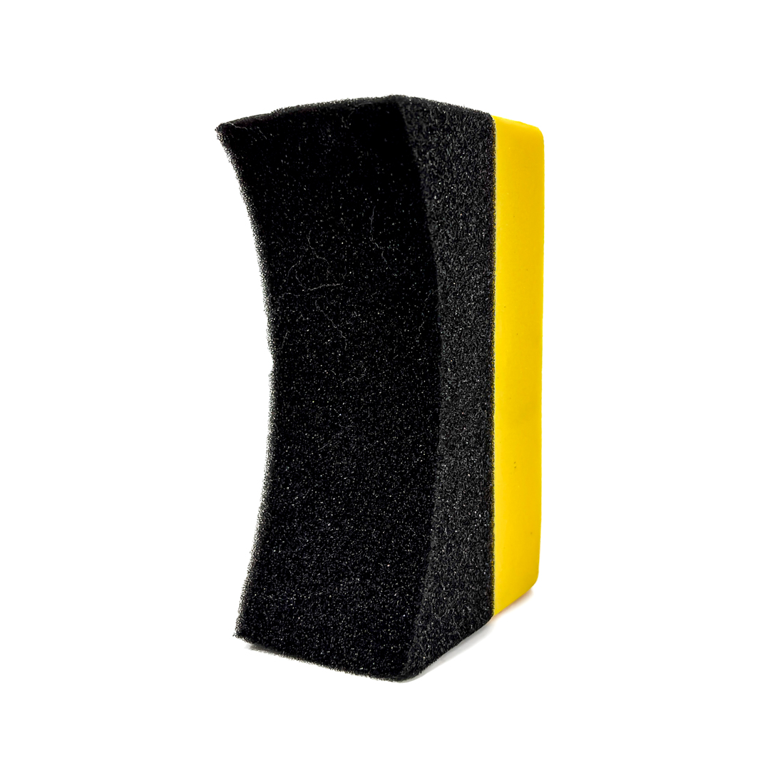 ESPONJA PARA RUEDA AMARILLA Y NEGRA
10CM * 6CM *4CM - 2