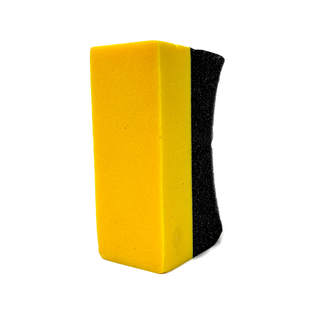 ESPONJA PARA RUEDA AMARILLA Y NEGRA
10CM * 6CM *4CM - 3