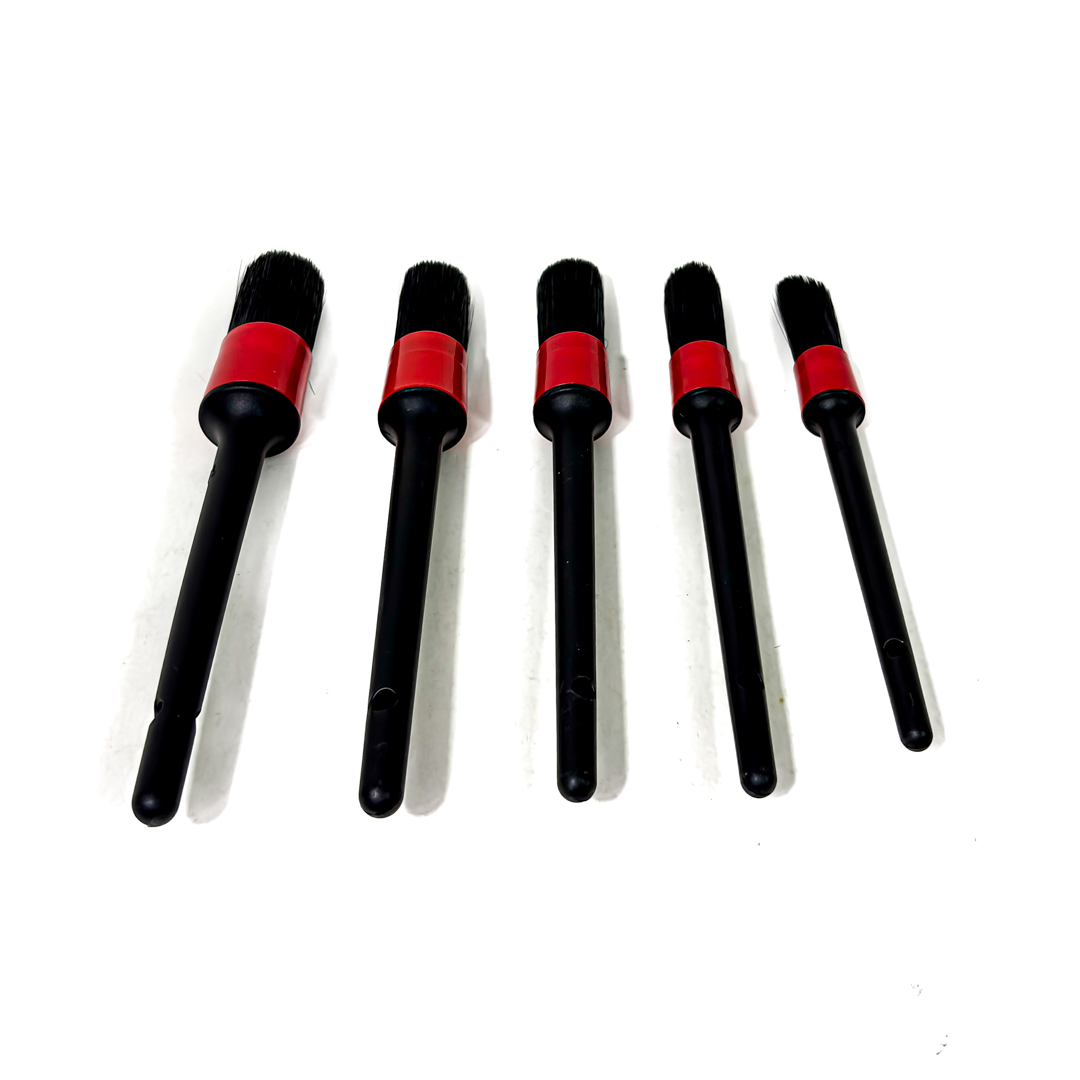 KIT DE CEPILLOS 5 PIEZAS COLOR NEGRO Y ROJO - 3