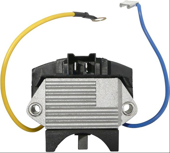 REGULADOR DE VOLTAJE TIPO VALEO RENAULT 18, 19, 21, CLIO; VOLVO, JEEP. 17945 VRV-1652 U1652 IJ2