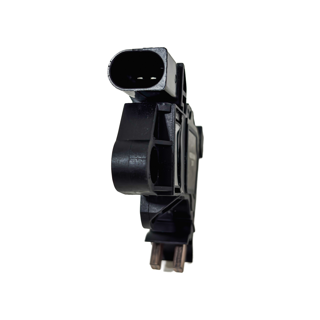 REGULADOR DE VOLTAJE TIPO BOSCH FORD MONDEO , LAND ROVER, VOLVO C30, C70, S40, S80, V50, V70, XC70, XC90    17697  VRB-346056  U346056  RNB346056 - 3