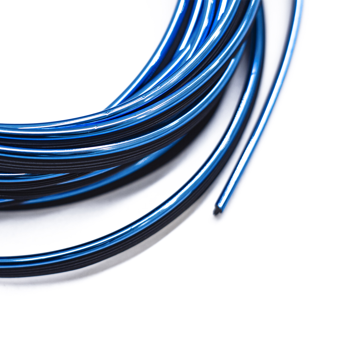 MOLDURA DECORATIVA MOLDURA DE ENCASTRE DECORATIVA PVC AZUL ROLLO 5 METROS DIAMETRO 2.6MM - 3