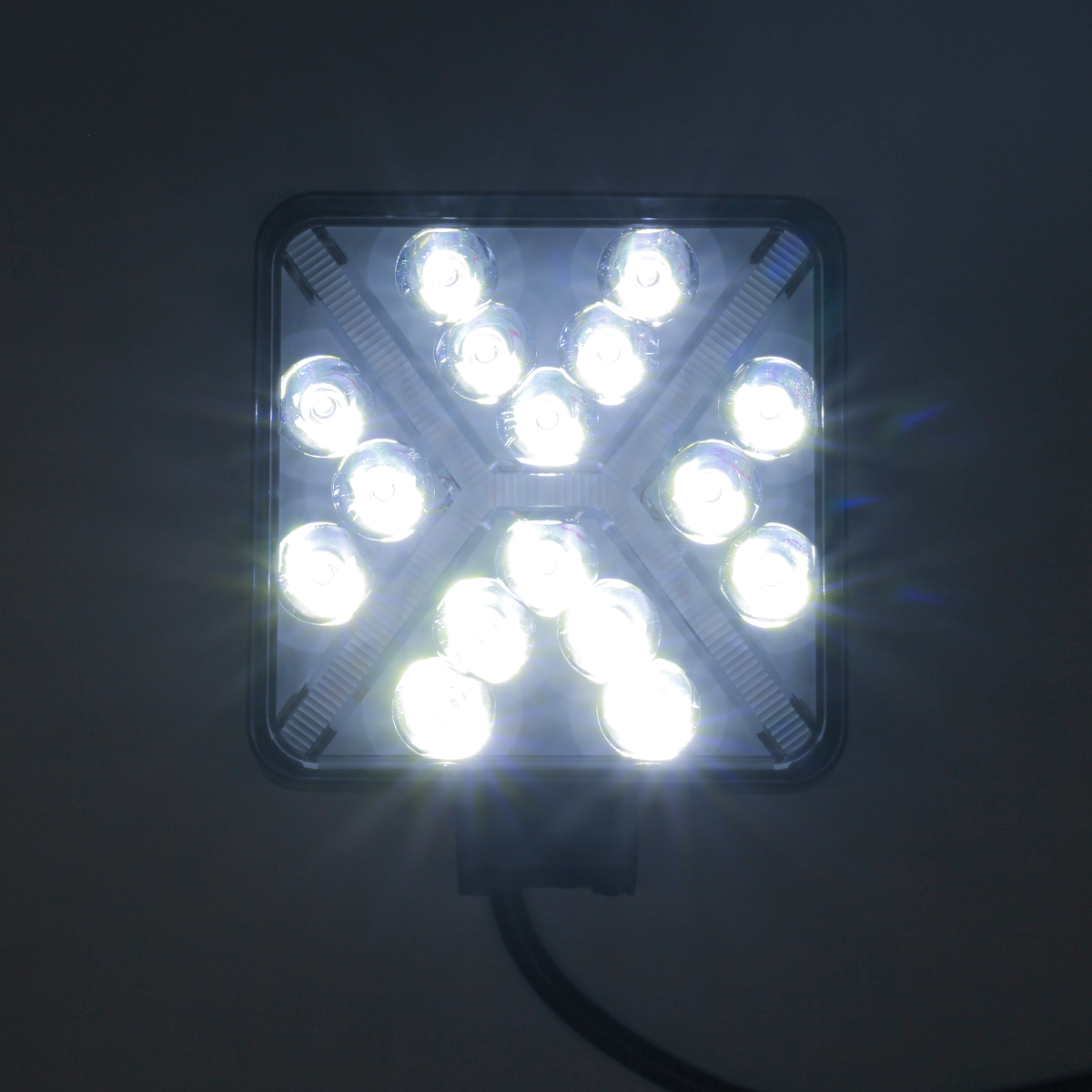 OFF ROAD FARO DE LED FARO DE LED CUADRADO - 16 LED 48W  BLANCO . 10X2X11CM CON MERCEDEZ BENZ DRL BLANCO - 4
