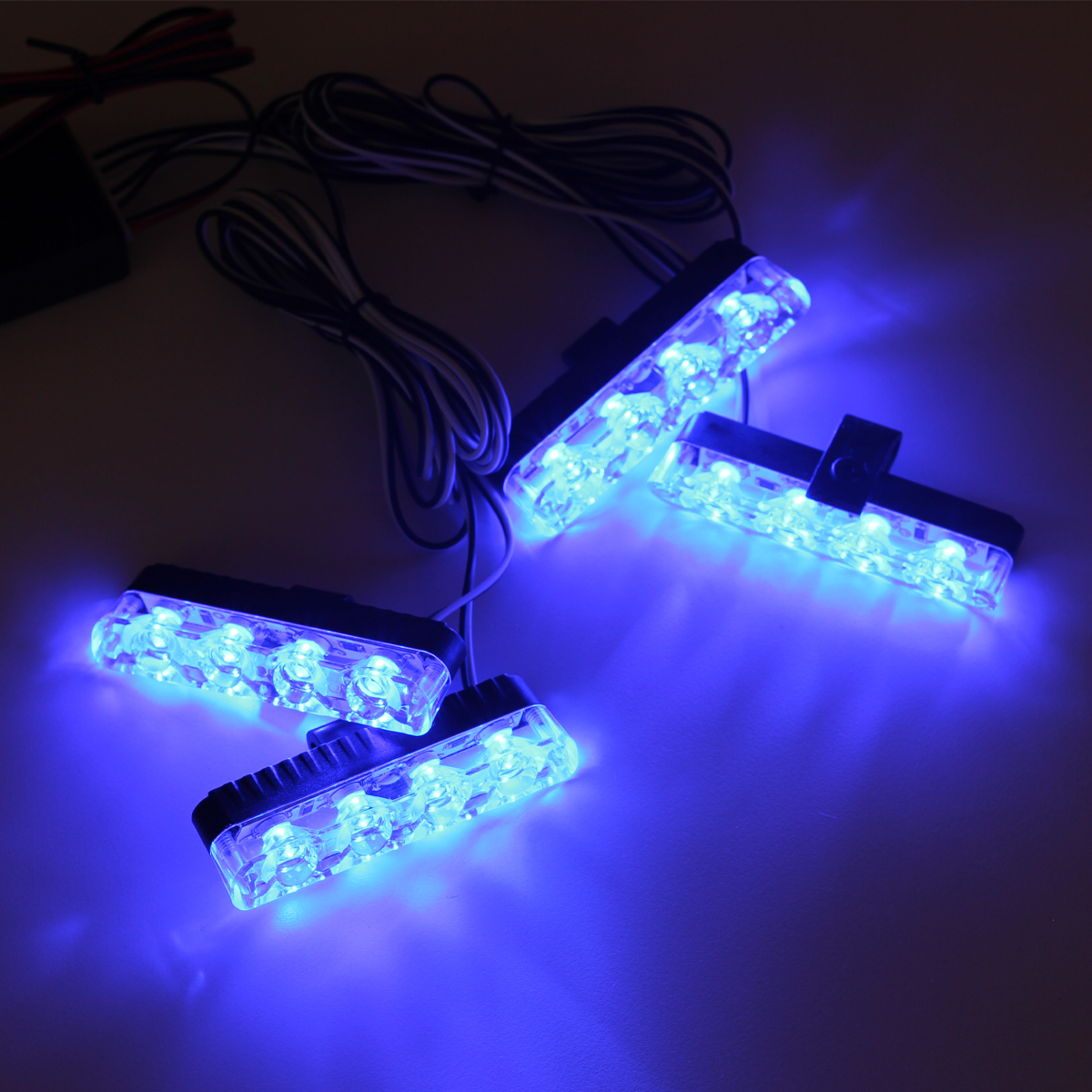OFF ROAD JUEGO DE FAROS DE LED SET X 4 FAROS DESTELLANTES CON CONTROL REMOTO
12V - 24V AZUL - 8