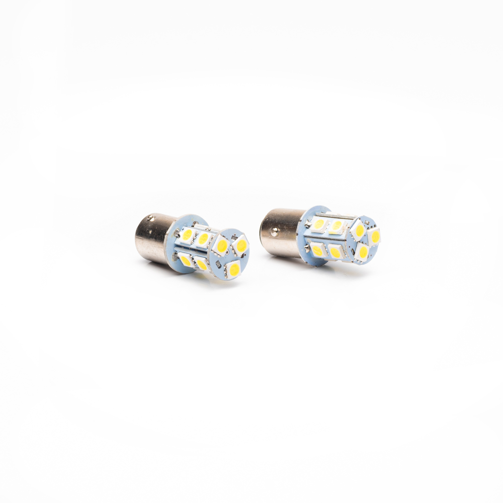 LEDS SEÑALIZACION SMD BLISTER X 2 - 1034 - 1157 - P21/5W 2 POLOS (DESPAREJA) 13 LED 5050 SMD - BLANCO 12V - BLISTER X 2 UNIDADES CANTIDAD POR CAJA MASTER 1000
