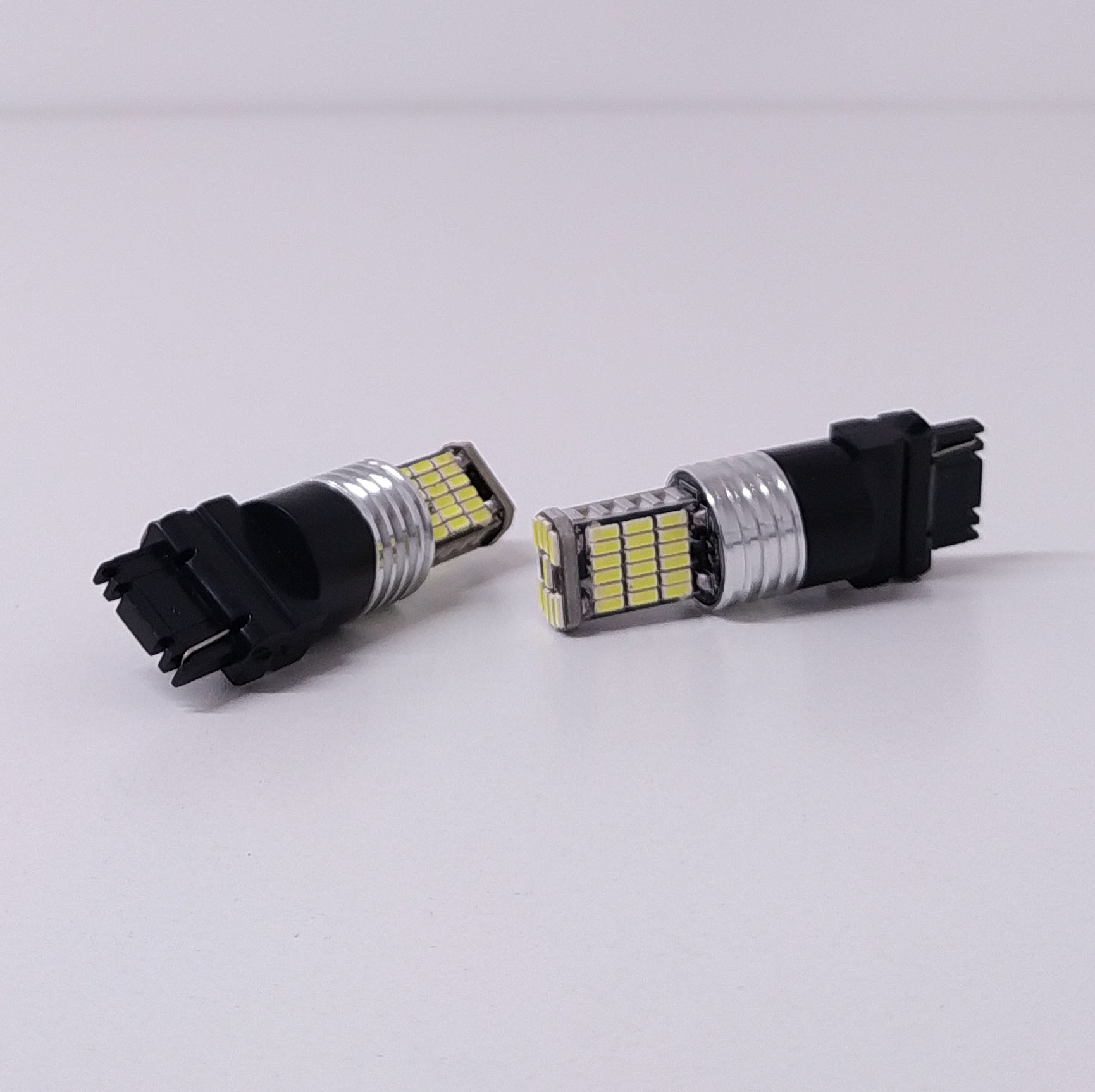 LED SEÑALIZACION CANBUS BLISTER X 2 - 3156 P27W 1 POLO CULOTE PLASTICO 45 LED 3014 SMD - CANBUS - BLANCO 12V - 24V - 2