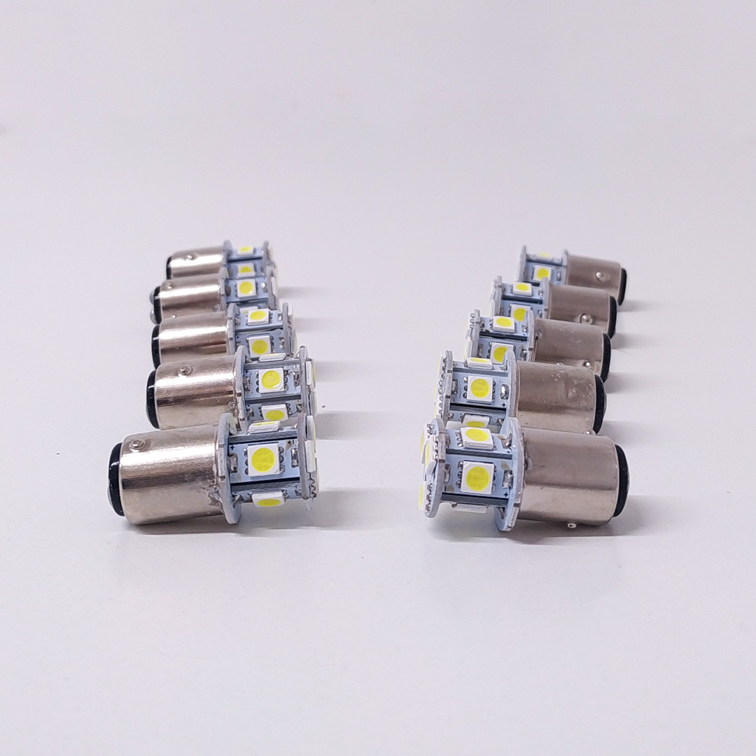 LED SEÑALIZACION SMD BLISTER X 2 1034 - 1157 - P21/5W 2 POLOS 8 LED 5050 SMD - BLANCO 12V - 3