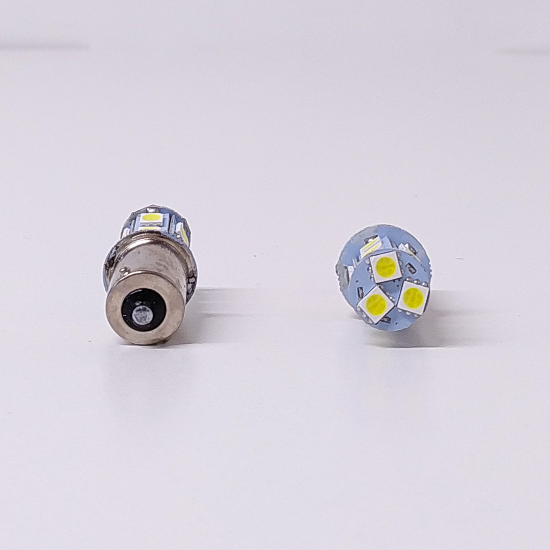 LED SEÑALIZACION SMD BLISTER X 2 - 1141 - 1156 - P21W 1 POLO 13 LED 5050 SMD - BLANCO 12V - BLISTER X 2 UNIDADES CANTIDAD POR CAJA MASTER 500 - 3