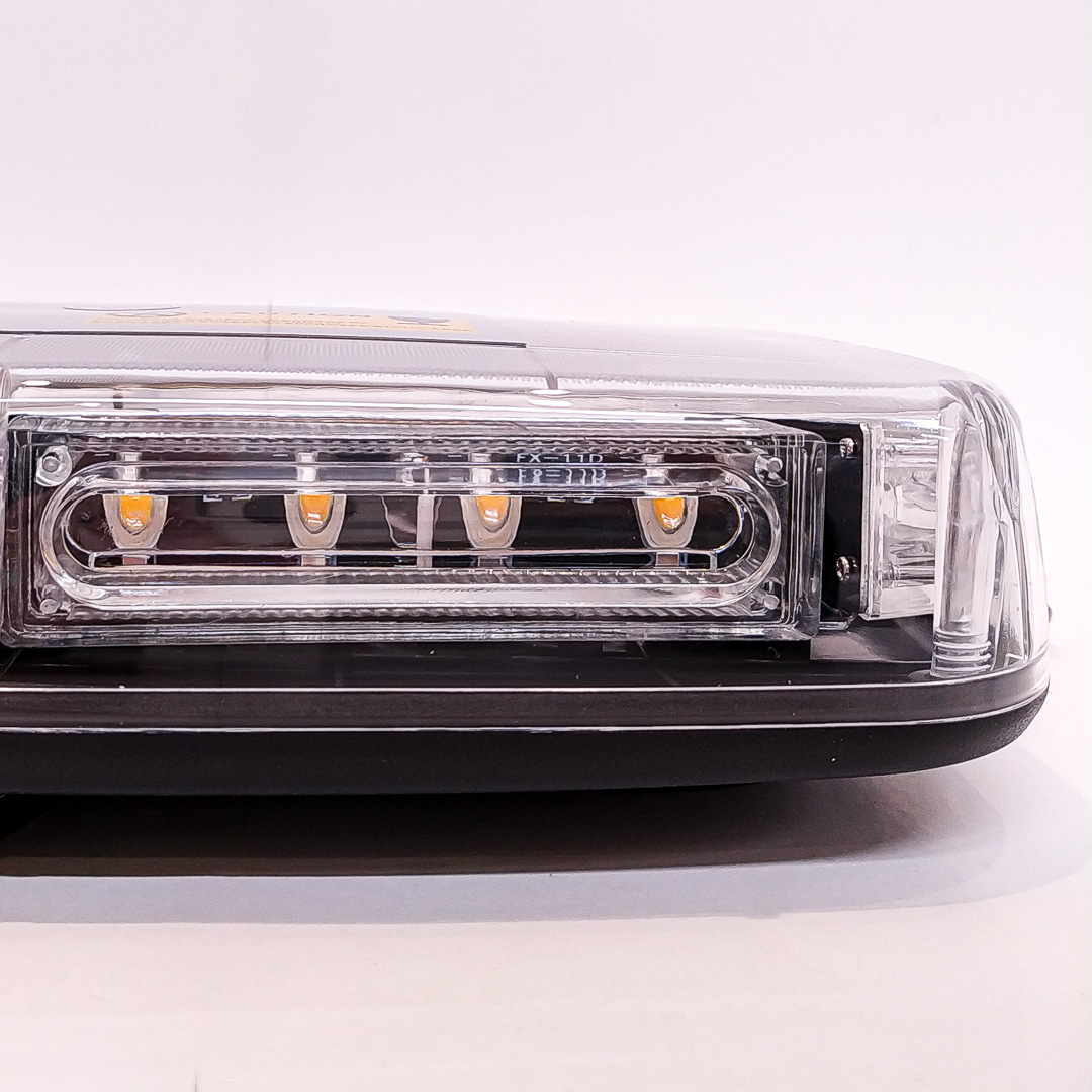 BALIZA RECTANGULAR LED BALIZA RECTANGULAR LED 12V - 24V COLOR AMBAR CON CONEXION A TOMA 12V - 3