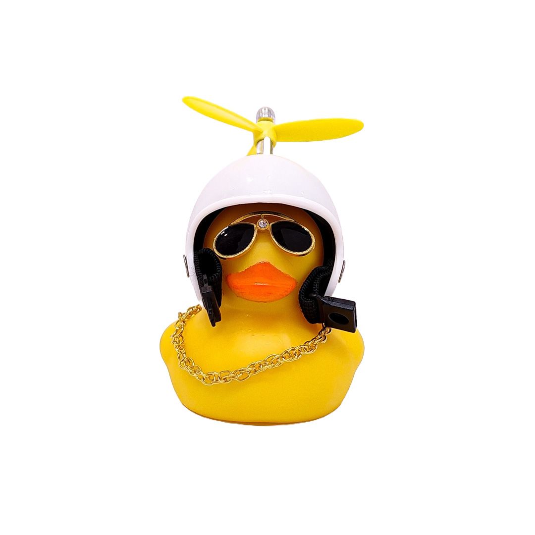 PATITO DECORATIVO PARA AUTO, BICI O MOTO CASCO BLANCO DIBUJO ESTRELLA CON ANTEOJOS, CADENA Y HELICE - 3