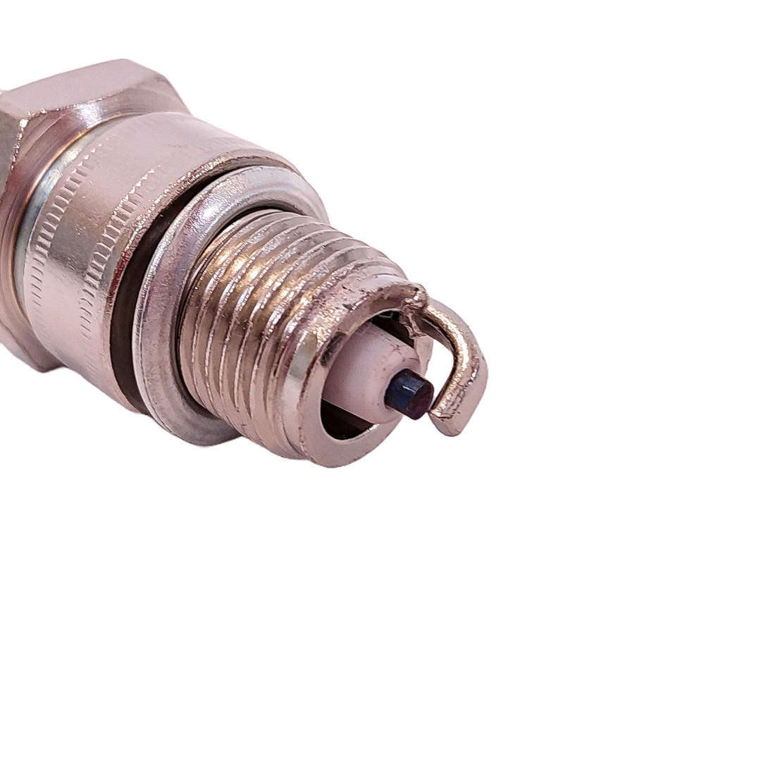 BUJIAS DE ENCENDIDO EQUIV. BOSCH W8BC / EQUIV. NGK FBP5HS / EQUIV. CHAMPIONS L92YC CANTIDAD POR CAJA MASTER 200 - 2