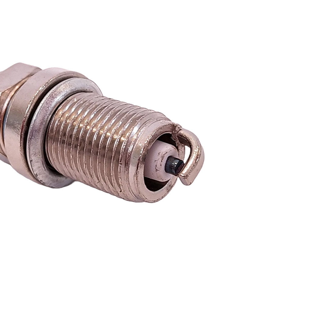 BUJIAS DE ENCENDIDO EQUIV. BOSCH FR7DC+ / EQUIV. NGK FBCPR5ES / EQUIV. CHAMPIONS RC9YC CANTIDAD POR CAJA MASTER 200 - 3