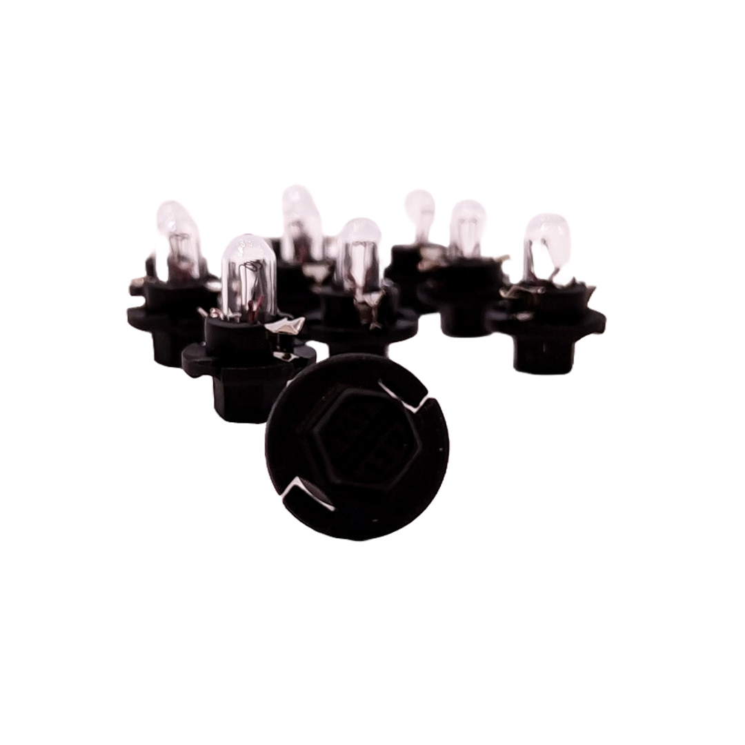 LAMPARAS DE SEÑALIZACION 24V 1.2W BX8.4D 24V 1.2W  BLACK 2721 CON PORTALAMPARA NEGRO  (CODIGO ANTERIOR: 13606KO) CANTIDAD POR CAJA MASTER 5000 - 3