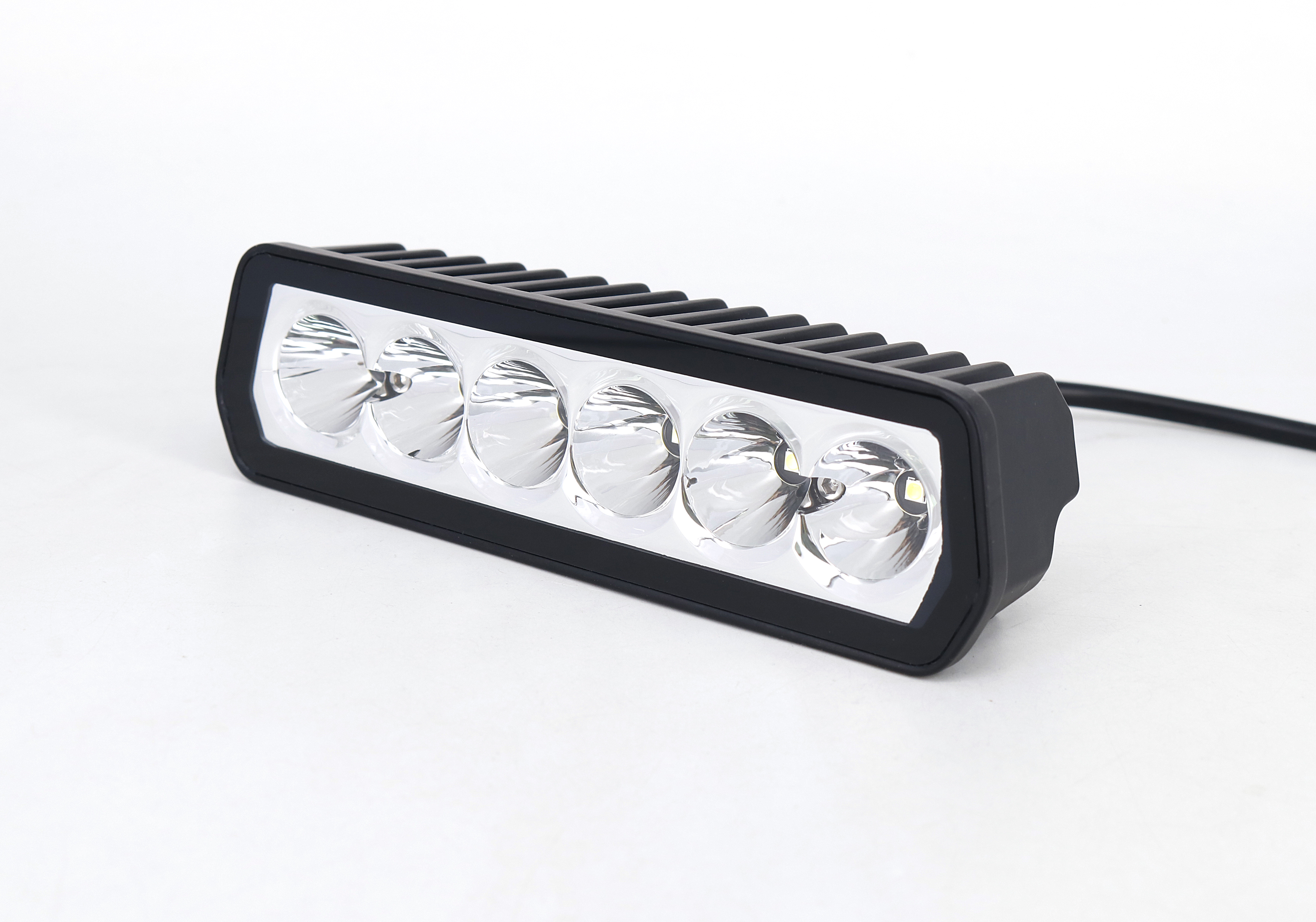 OFF ROAD FARO DE LED UNIVERSAL RECTANGULAR 16X7CM COLOR BLANCO- 30 WATTS - 6 CHIP LED OSRAM P7 - 12V/24V - 5