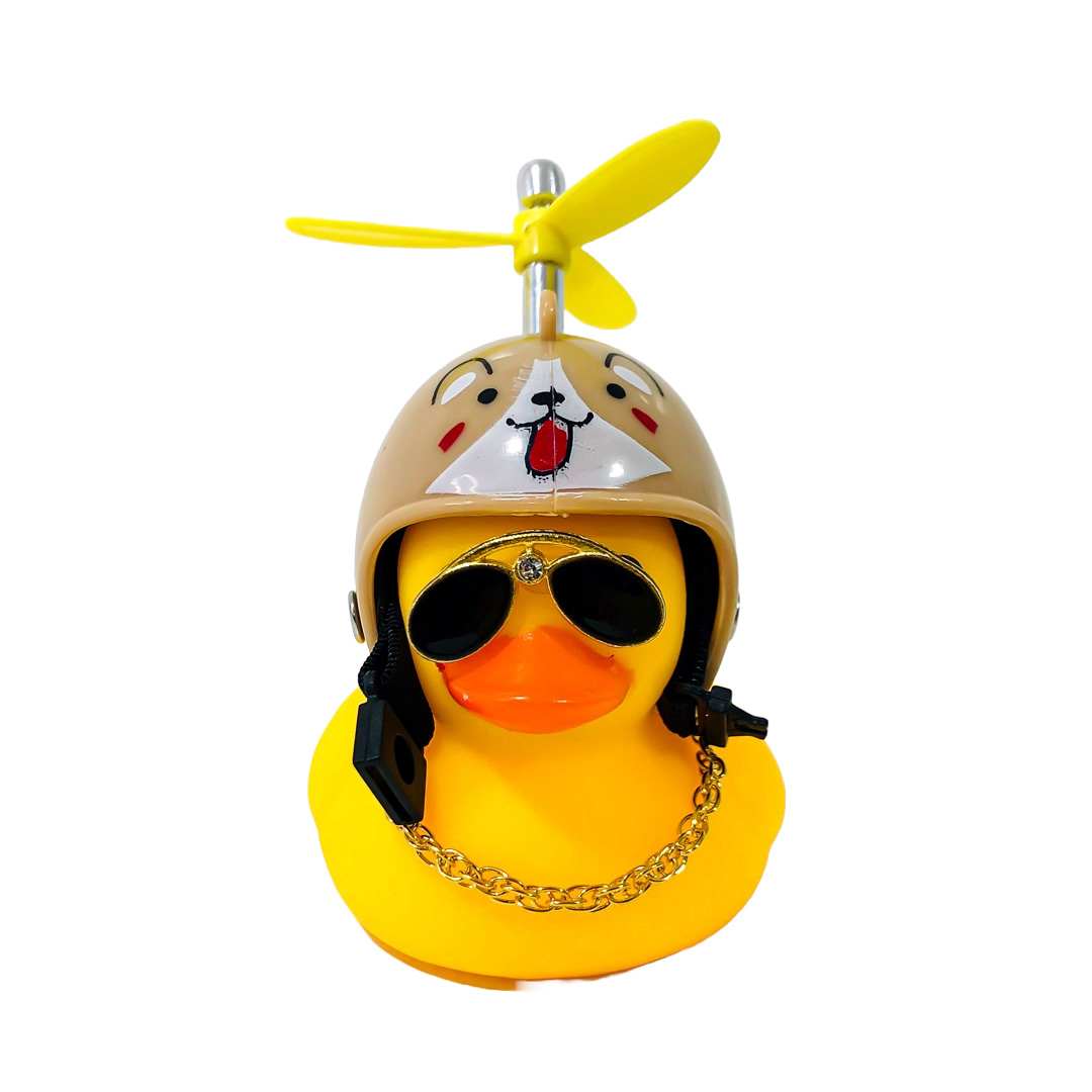 PATITO DECORATIVO PARA AUTO, BICI O MOTO CASCO MARRON DIBUJO HAMSTER CON ANTEOJOS, CADENA Y HELICE