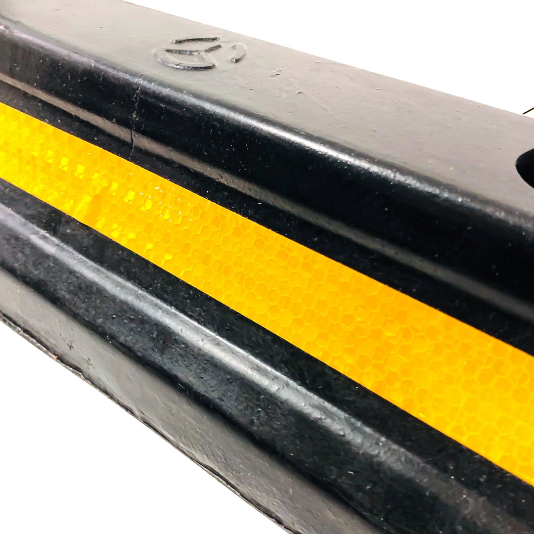 TOPE RUEDA TOPE PARA ESTACIONAMIENTO DE GOMA RESISTENTE CON REFLECTOR AMARILLO 50 CM X 15 CM PESO 3.8 KG - 7