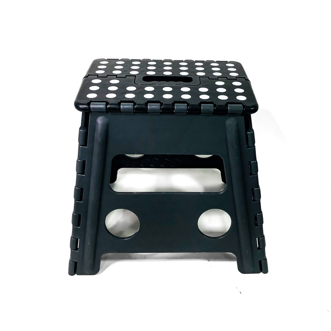 BANQUITO PLEGABLE MULTUSO DE PLASTICO MEDIDAS 28,5 X 21,5 X 32 CM COLOR GRIS / NEGRO - 5