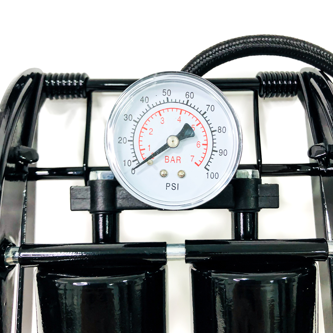 INFLADOR DE PIE COMPRESOR / INFLADOR METALICO DE PIE DOBLE BOMBA  55 CM X 12 CM COLOR NEGRO - 6