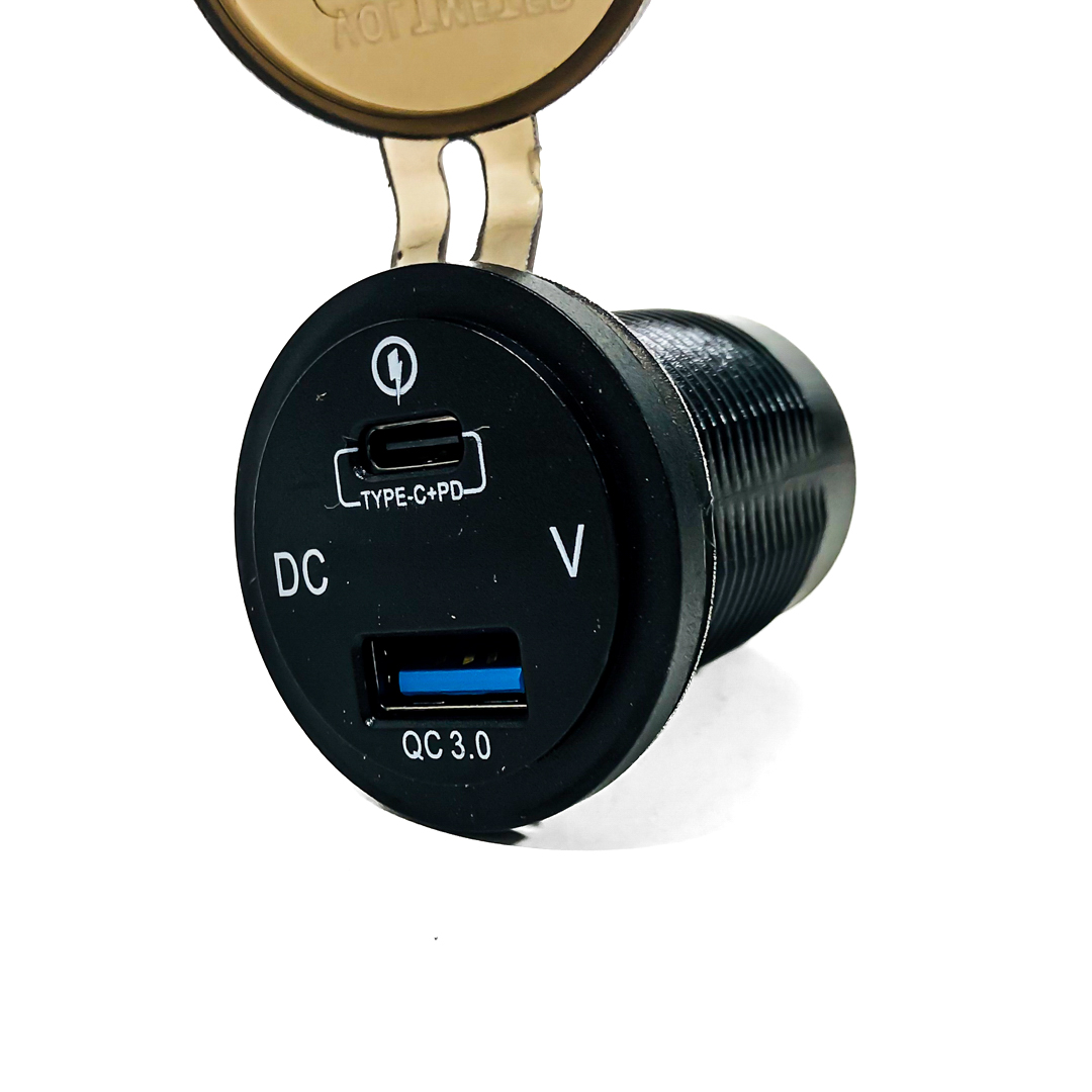 TOMA DE CONEXION 12V / 24V TOMA DE CONEXION CON PUERTO USB / TIPO C 3.1AMP  Y VOLTIMETRO PARA 12V / 24V POTENCIA MAXIMA 100 WATTS . INCLUYE KITS DE CABLES DE CONEXION. PESO 57 GRS MEDIDAS 4 CM X 4 CM X 6.2 CM - 5