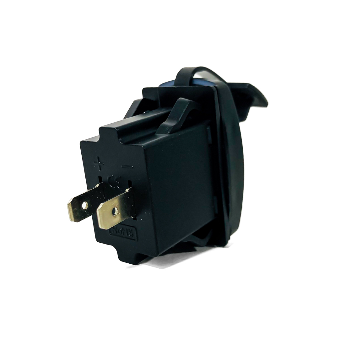 TOMA DE CONEXION 12V / 24V TOMA DE CONEXION CON PUERTO USB / TIPO C 3.1AMP 12V / 24V POTENCIA MAXIMA 48 WATTS . INCLUYE KITS DE CABLES DE CONEXION. PESO 32 GRS MEDIDAS 4,7 CM X 2,3 CM X 4 CM - 4