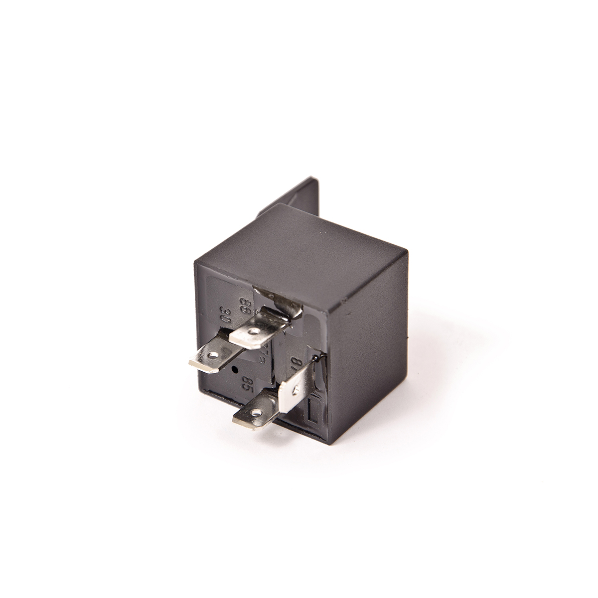 RELAY UNIVERSAL 4T 12V 50 AMP >> RTM 34 CANTIDAD POR CAJA MASTER 500
